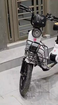 بايسكل شحن • ٥ بطاريات • نجف مشخاب