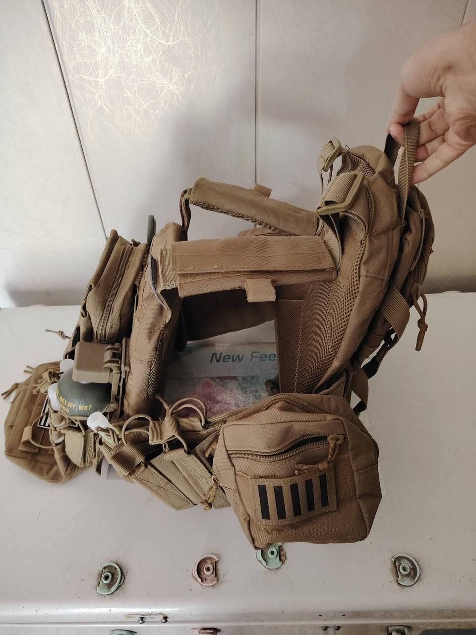 سلام عليكم  للبيع درع كامل هوة والكماليات  جديد ومامستخدمم ابددد شرط النضافة
واكو نطاق هم جديد ماستخدم 
بسطال مريح طبي قياس 44 جديد استخدام قليل
ويوجد بدلة سوداء غير مستخدمة
***********
