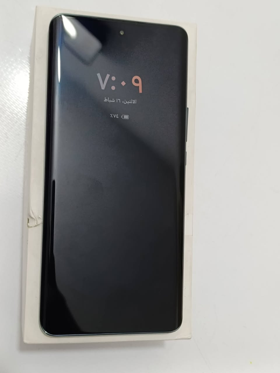 مكفول من الفتح
HONOR X9p
ملحقات كارتونه فقط 

التخزين / الرام: 256 جيجا مع 12 جيجا رام
الكاميرا: خلفية ثلاثية 108+5+2 م.ب. / امامية 16 م.ب.
الشاشة: 6.78 بوصة بدقة 1200x2652 بها ثقب صغير
نظام التشغيل: اندرويد 15
البطارية: 5800 مللي أمبير
مقاومة الماء والغبار IP53
 يدعم الهاتف التصوير بجودة الـ FHD بدقة 1080 بكسل بمعدل التقاط 30 إطار في الثانية الواحده 

كوت واسط 
سعره 230 بي مجال بسيط 
***********
