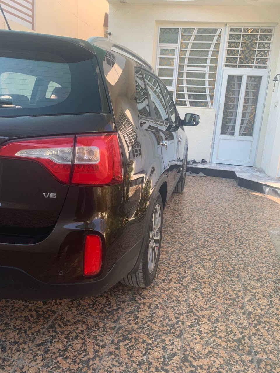 جاملغ خلفي جهة السايق صبغ
باب السايق جراد وشخوط 
البنيد بي جراد 
14 كويتي 
واحد على واحد 
تبريد وتدفئه كشنات
زراك لايت
حساس امامي خلفي 
لايت مع الستيرن عند الاستداره 
سبعه راكب 
سته سلندر 
جلد قرميدي 
كشنات الاماميه كهرباء 
بانوراما 
تبريد 3قطع +مناخي 
ويل 19 المرغوب 
اشاره مري وشفط 
بيها بارد شي قليل  مكان سياره  بابل سعر 163 وبيه مجال رقم تليفون***********
