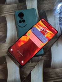 اوبو رينو 10 برو 5G • ٢٥٦ • فطر بالظهر