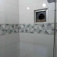 تركيب سيراميك • ارضيات طلس
