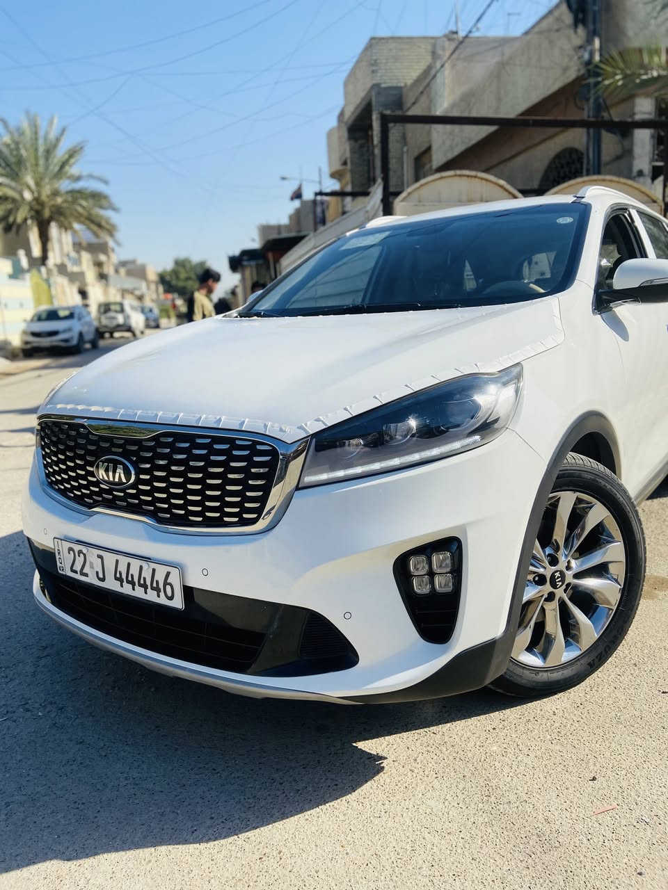 سياره للبيع كيا سورنتو موديل 2018 شكل 2019
السياره خليجيه مكفوله كفاله عامه من الصبغ ماعدا بارد قليل بقبق الجنطه 
رقم اربيل الدولي الجديد … علماً ان الرقم مميز اربيل 
السياره ماشيه 100 الف 
المواصفات:
بصمه 
دخول ذكي 
كشنين كهرباء 
كشنات جلد لونين
تحكم استيرن جهتين
ويل جبير 19 كروم
لد نهاري
3 قطع تبريد 
7 راكب 
باب الخلفي كهرباء 
بردات خلفيه 
مري شفط 
درايف مود 
اوتو هولد
مانع منحدرات 
شاشه اصليه كامره دواره
حساسات اماميه خلفيه اصليه 
مكاني بغداد وهذا رقمي ***********
