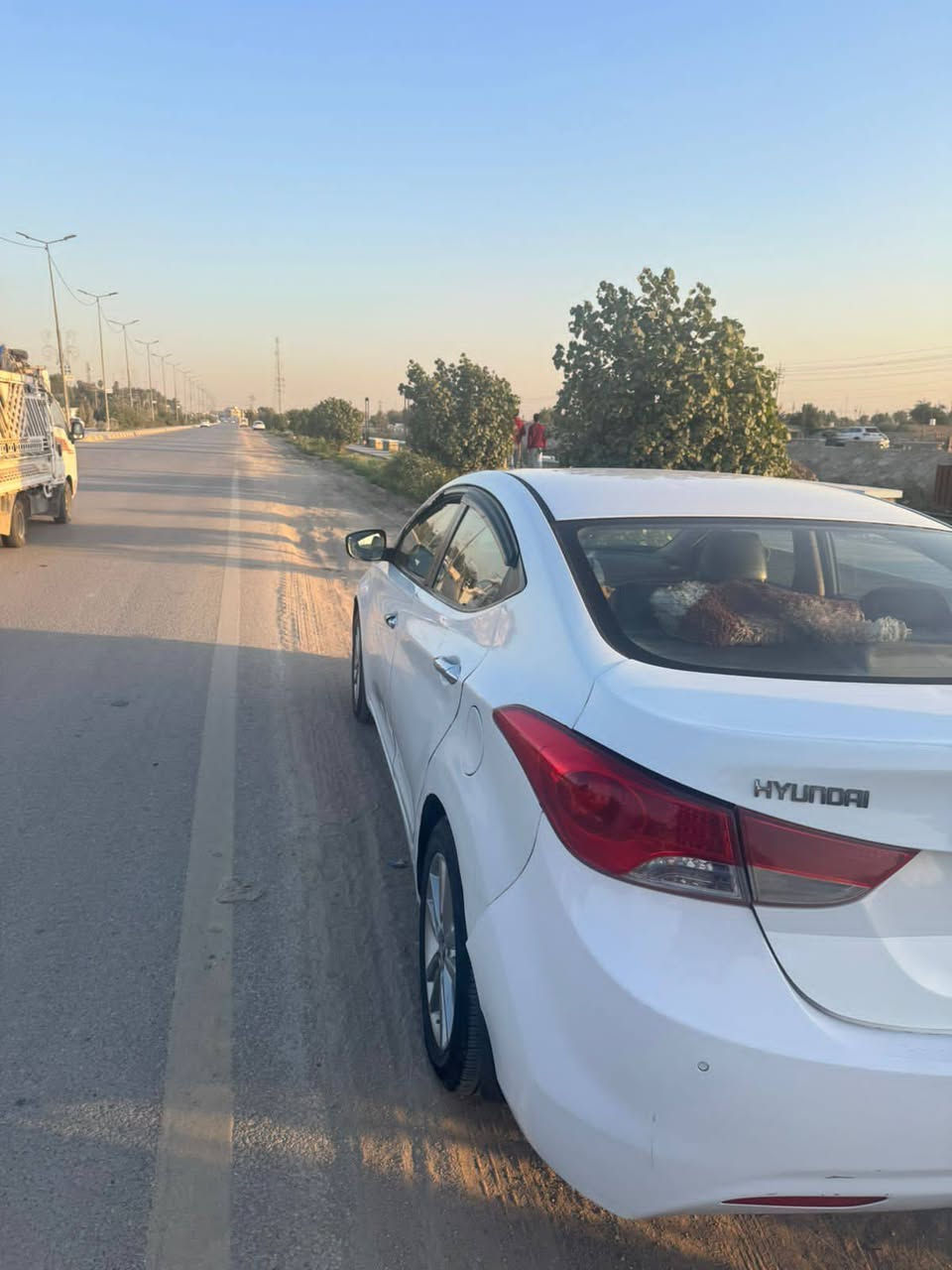 السلام عليكم
النترا موديل 2012 بيهة شكم قطعة صبغ ابيعلك احزام كير ومكينة مكفولات تبريد تدفئة مكفول وحدادية وتخم تاير جديد السيارة بأسمي السعر 95وبيهة مجال حك الجية
مكاني بابل
ملاحضة :غير متواجد على الفيس بوك
***********
