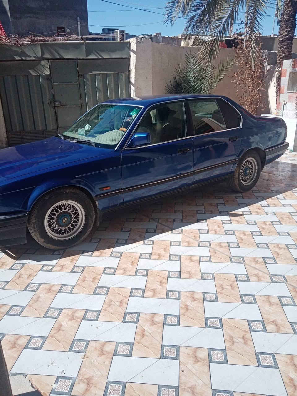 باسمي رقم انكليزي
السعر 60 ورقة وبي مجال 
السيارة جاهزة كل نقص ما بيها 
التبريد و التدفئه وي السويج 
للتواصل عن طريق الرقم 
***********
محافظة المثنى
