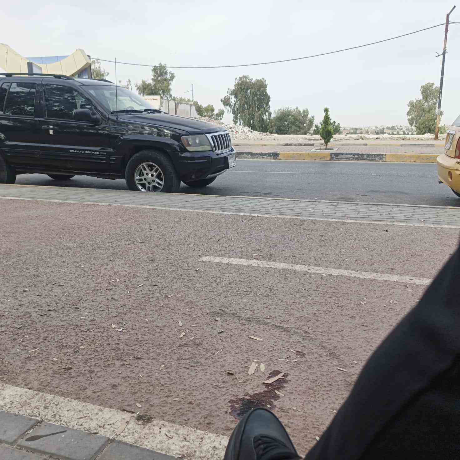 السلام عليكم إعادة نشر بسبب الوعود الكاذبة سبب البيع عندي قطعة اريد ابنيها والي يأخذها شايف خيرها غراضها متوفرة بكركوك وبغداد الطالبية وبل موصل صناعة المعارض هم بيها غراضة وبل ايمن صناعة وادي عكاب اكو هم يبيعود اغراضها  وارد امريكي 
جيب شروكي موديل2004محرك 6بلاد كير +لو كير بس ما اضمن الو كير لان ما مجربة من اشتريتها أخذته شغال وما حتاجيتة فا ما جربتة محرك بلاد صدر خلفي 75 صدر امامي 50بل مئة ماناقصها شي بس خفايف  الهم صلي على محمد وال محمد سيارة خير من الله اذا مو شرايي لاتعبني السعر 56 سبب بيعها عندي قطعة واريد ابنيها  هذا رقمي ***********فقط واتساب وعل فيس هم متواجد بس بقلة
