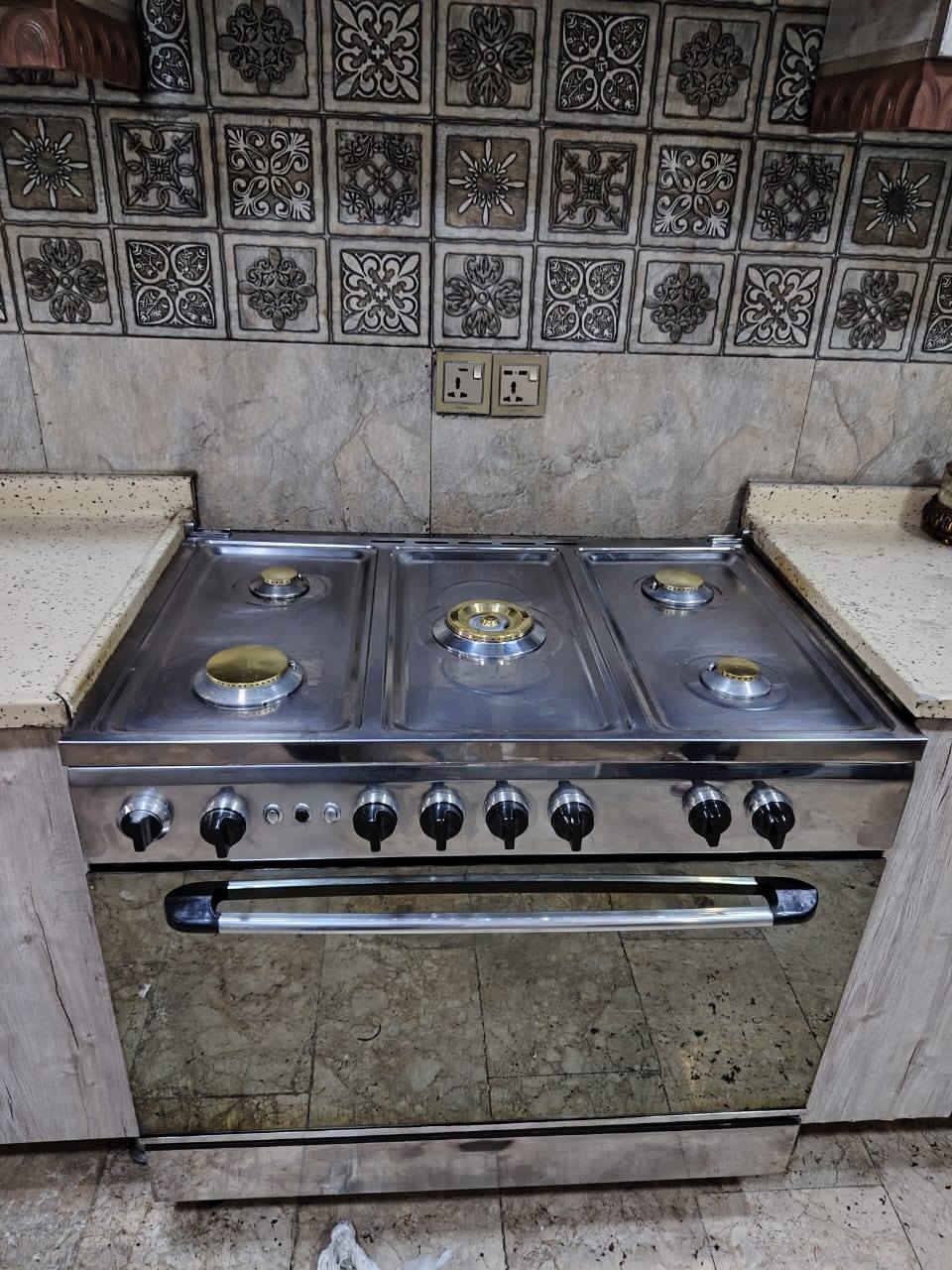 ***********السلام عليكم متابعينا ورشة ابا الحسن
صيانة طباخات تصليح وتنظيف جميع انواع طباخات الحديثه والقديمه صيانة موقعيه الكرخ والرصافه    متواجدين على طيله ايام الاسبوع 
نتصلو وبل خدمه ***********📞❤️/ واتساب
