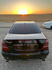 مرسيدس E500 • ٢٠٠٤ • V8 جلد فول