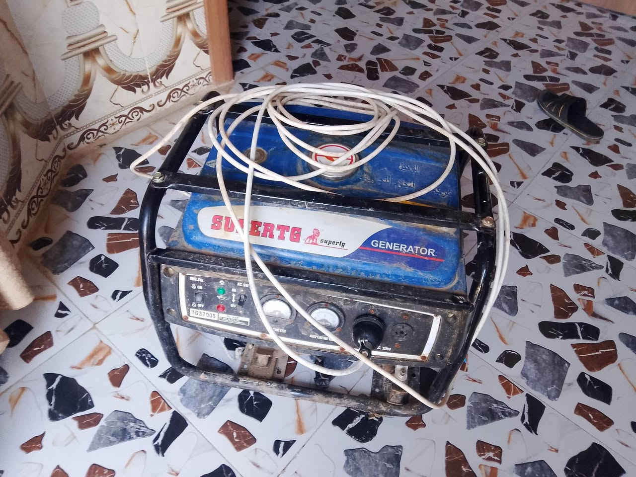 مولد تايكرالحجم 3700مستخدم شهر ومعالف مال دجاج مالات مي كبار30ومالات علف كبار 30ومللات مي صقار30 ومقالات علف صقار30 الشراي الاتصال على الارقام ***********او***********
