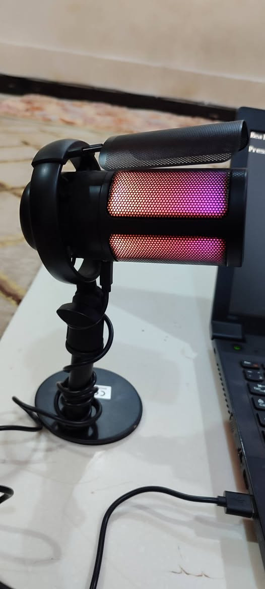 السلام عليكم شباب غراض للبيع كلمن وسعرهة للتواصل على الواتساب***********
