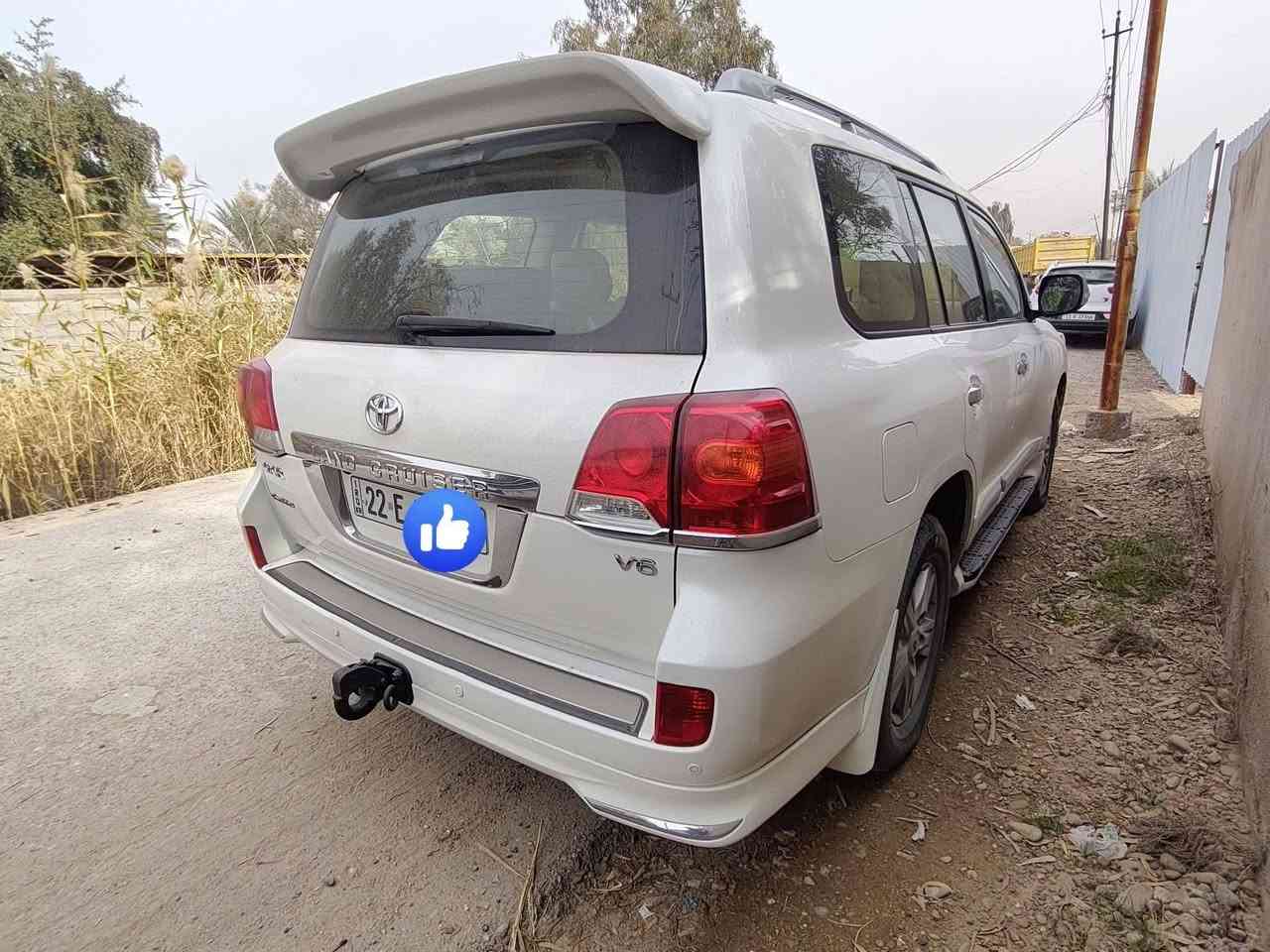 ياللة السلام عليكم الاندكروز موديل 2015سيارة جديدة وحلوة ورقم اربيل انكليزي مكان بغداد رقم الهاتف ‏‪0774 055 2185‬‏
