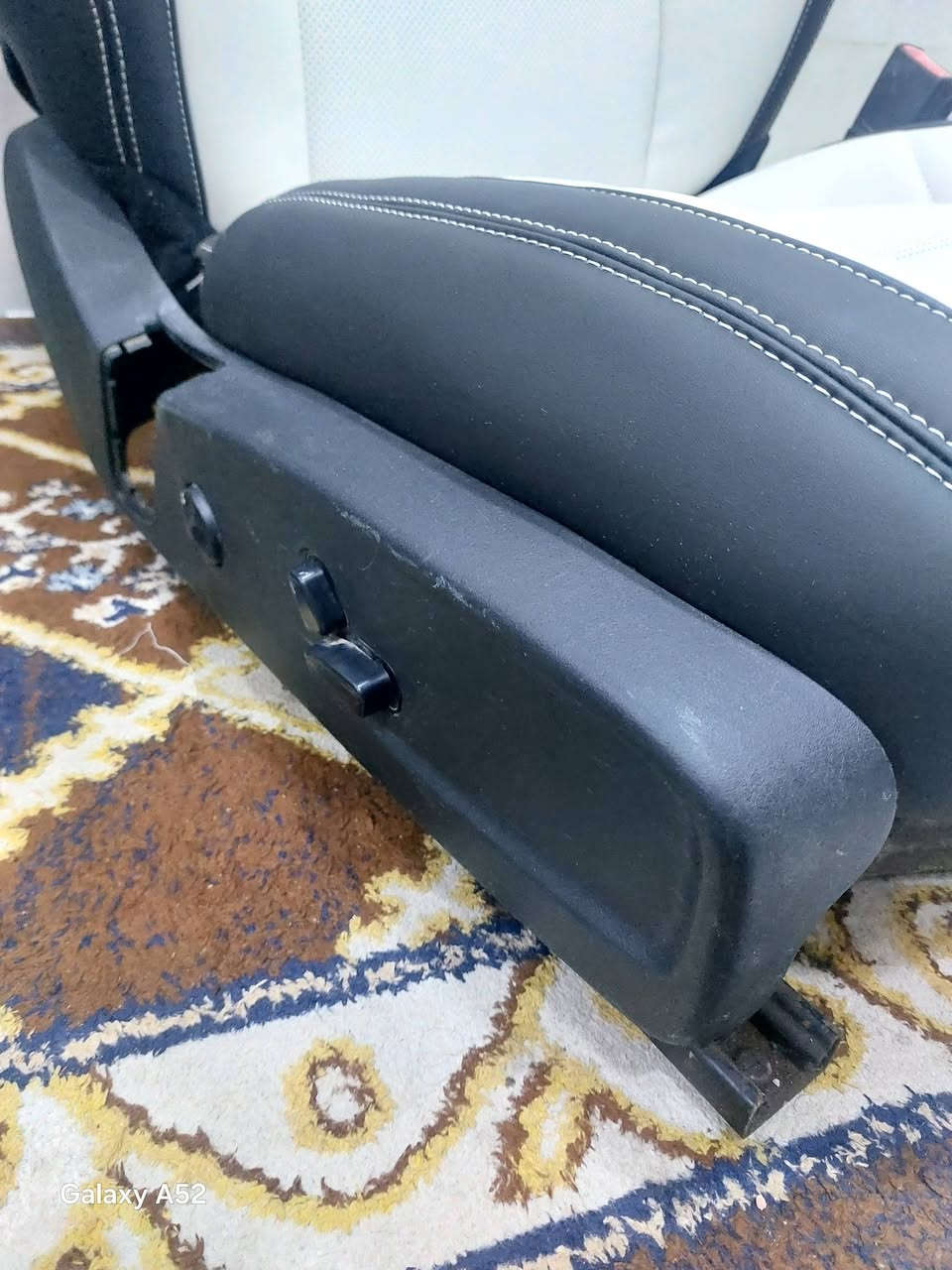 للبيع كشنات جاجر فول تدفئة تبريد تحكم جهتين خزن دوشمة درجة أولى السعر ٥٠٠ دولار بغداد حي العامل ***********بيع فقط
