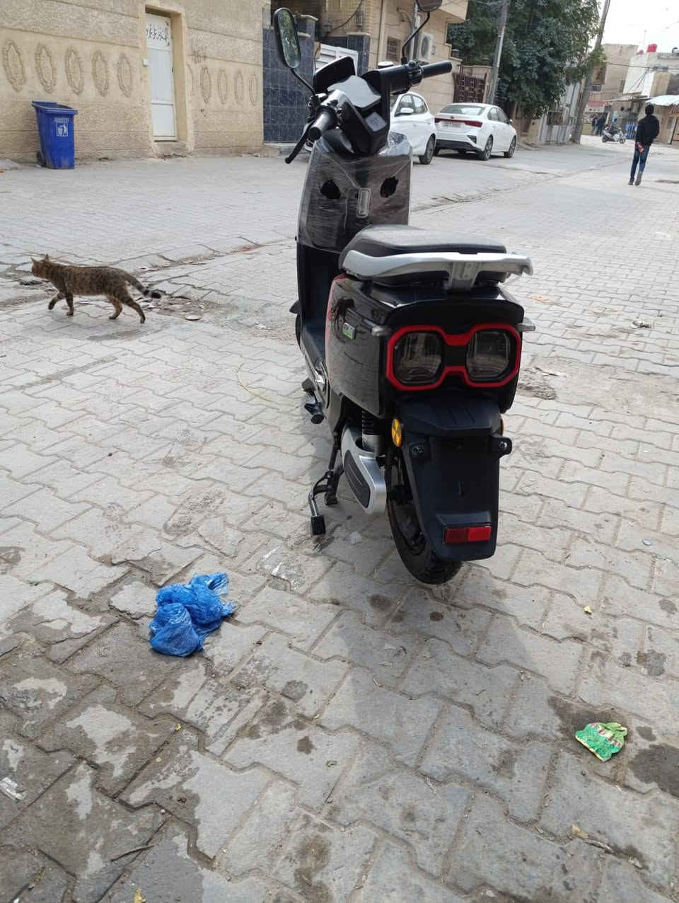 دراجه ريان ام عيون للبيع ملفها 1500 عدد البطاريات 6 مسطره تمشي 50 كيلو حقيقي دراجه بعدها نضيفه كلش استعمال قليل جدا السعر 800 وبيها مجال‏‪***********‬‏
