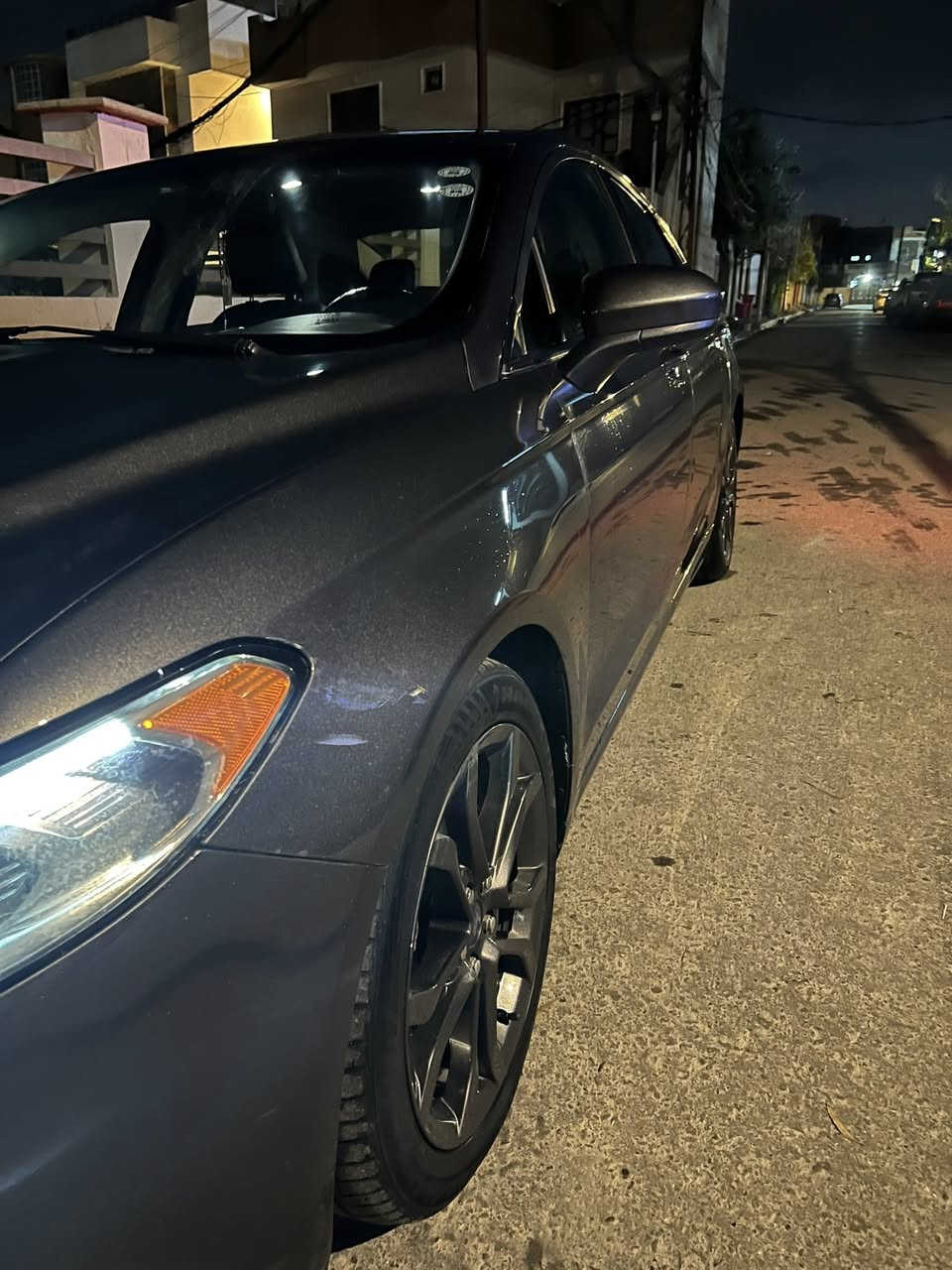 فيوجن 2018 فقط جاملغ خلفي صبغ الباقي مكفول بدون صبغ وايرباك ودواخل مكينة 15 تيربو 
123 وبيها مجال 
***********
