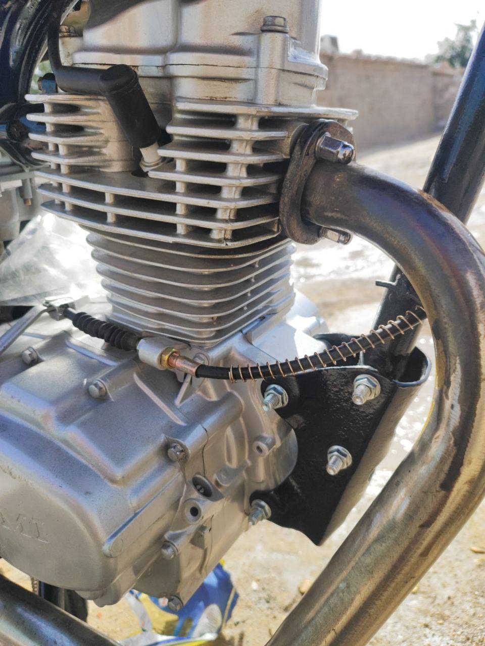 السلام عليكم 
اربعه كير للبيع 
مديل 2016اوراق 
معمره قبل يومين 
محرك نامه بعده ع سحك 
لدراجه شوفت عينك خير من الله ماناقصهه شي سعر 650 مكاني كربلاء رقمي***********5
