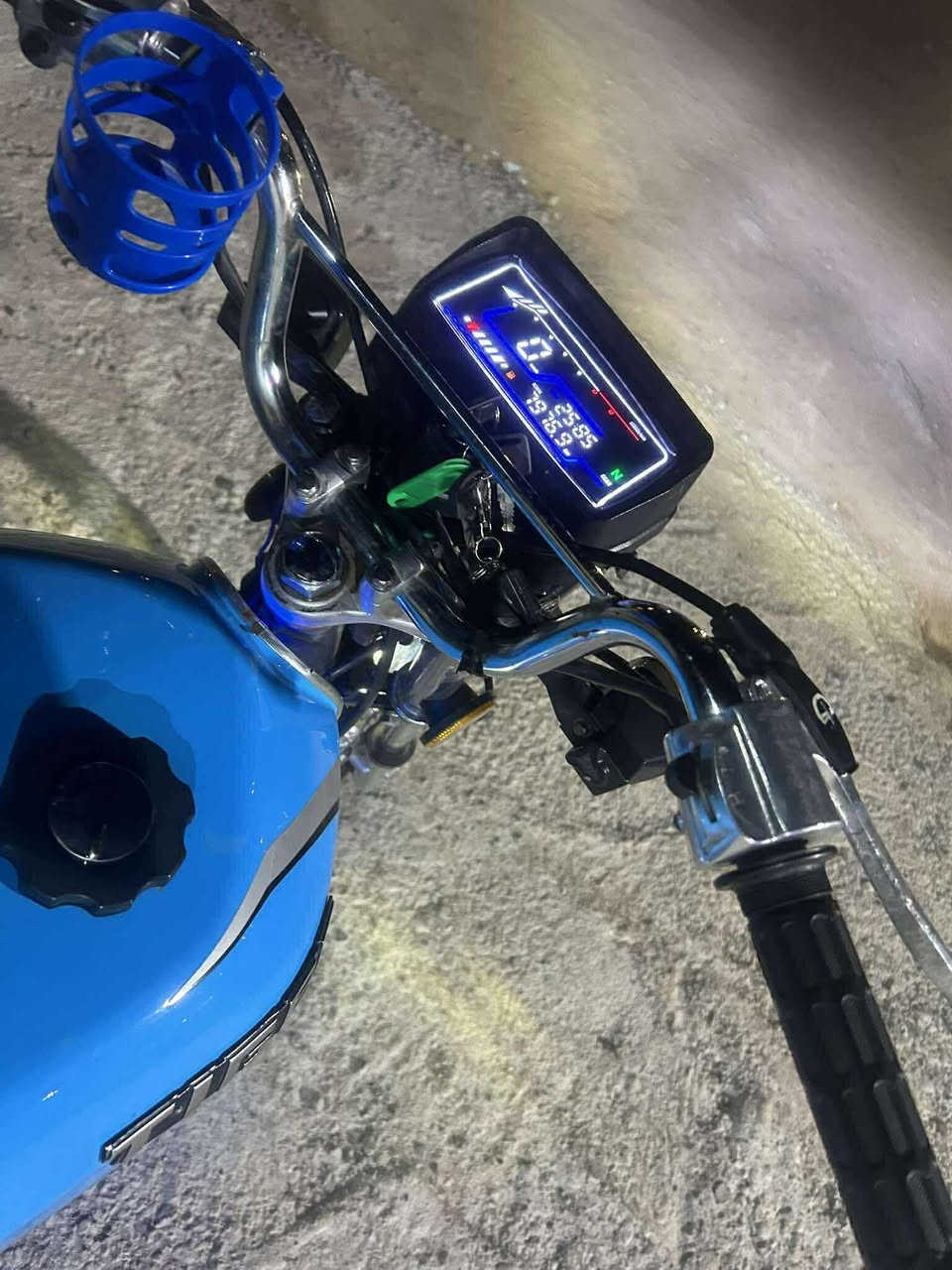 دراجه تايكر البيع 2024 الصور قبل شهرين نضيفه ومعتني بيه 625 وبيه مجال قليل مكاني بعقوبه التحرير ***********
