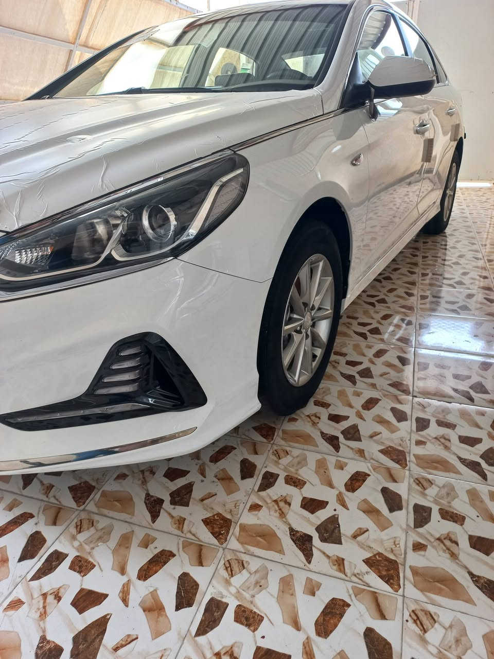 السلام عليكم
سوناتا ٢٢ كفاله عامه
وارد كوري غاز بلادي 
كوت/واسط مركز المدينه 
السعر ١٨٥$
رقم الهاتف ***********
