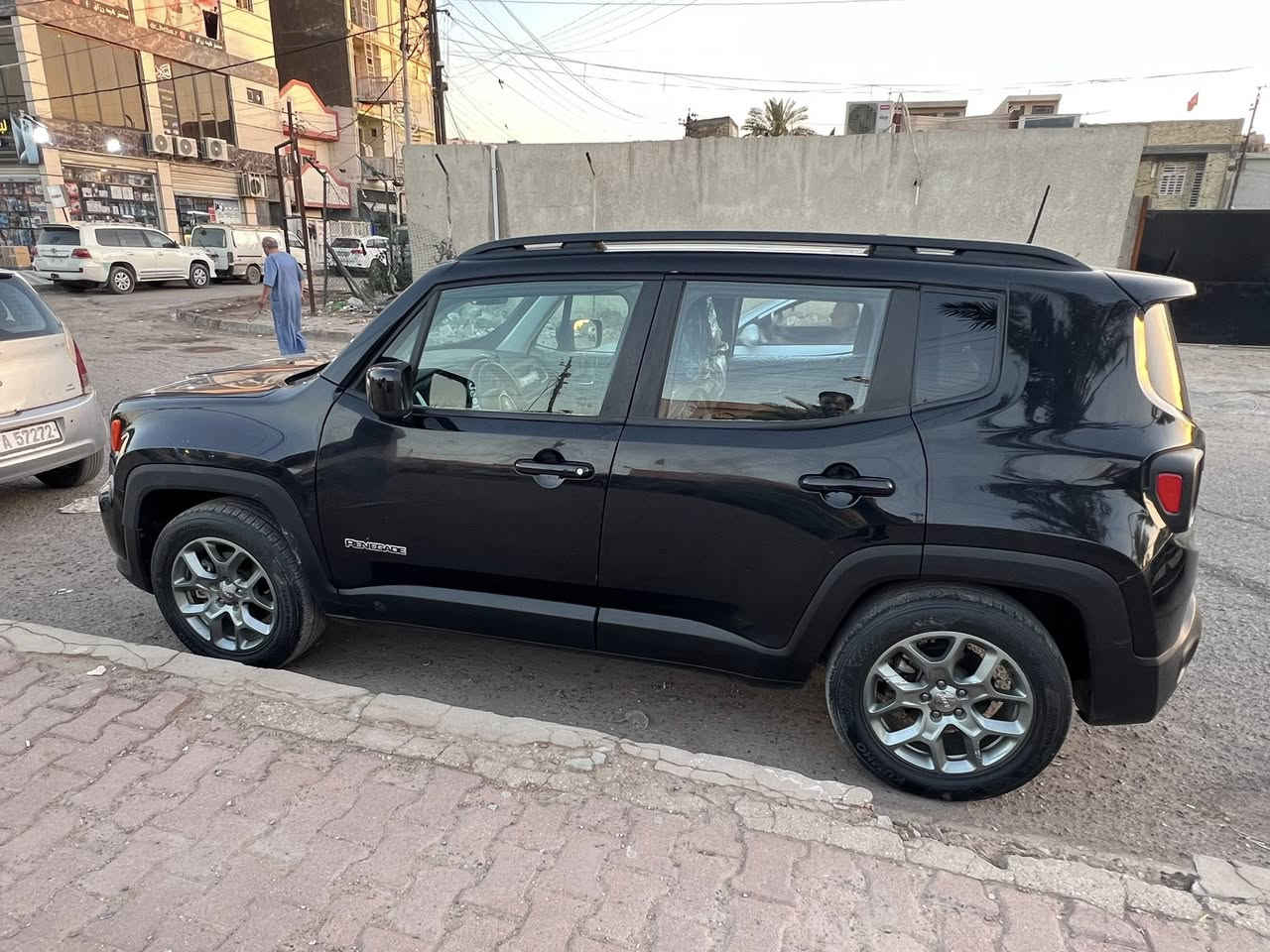الي يدور مكفول ونضيف. للبيع او مراوس
جيب رانكيد موديل 19 رقم ادهوك. 

ماشيه 62  

بدون حادث بدون تبديل بدون صبغ. 

بدون دواخل سياره جديده وحلوه

صدره جديد.  مسويله ادامة 

كير محرك تبريد خير من الله

سونار وصور حادث كلهن موجودات  بل صور

سياره احله من الصور. 

تحويل. ثاني يوم. 

مكاني شعب حي اور ***********
