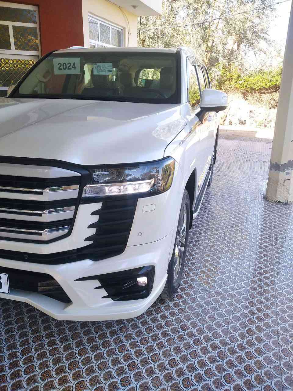 ملاحظه اني مكلف بلنشر السلام السلام عليكم للبيع لاندكروز موديل2024 بريم اصلي  تطبيق ثلاث شاشات رقم بغداد بسمي  مكفول كفالة عامه من صبغ وتبديل وفتح حتى من زلغ
جديدة معنى كلمة 
فول موصفات 1/1 
بصمه تشغيل 
بصمه أبواب لمس 
تشغيل عن بعد 
فتحه سلايت
كشنات ثنين كهرباء 
كشنات جلد 
زراكات 
مري شفط 
شاشات خلفيه 
مطفايه حريق 
جنطه شفط 
8ايرباك 
سبعه راكب 
خمس كامرات 360 درجه 
ثلاث قطع تبريد 
محرك 6v/4000
حساس امامي 
حساس الامامي 
سبير منازل 
وباقي موصفات بريم  معروفه 
ماشيه9الف حقيقي 
سعر (690) 
الاستفسار اتصل على الرقم ***********
مكان بابل حله ملاحظه اني مكلف بلنشر
