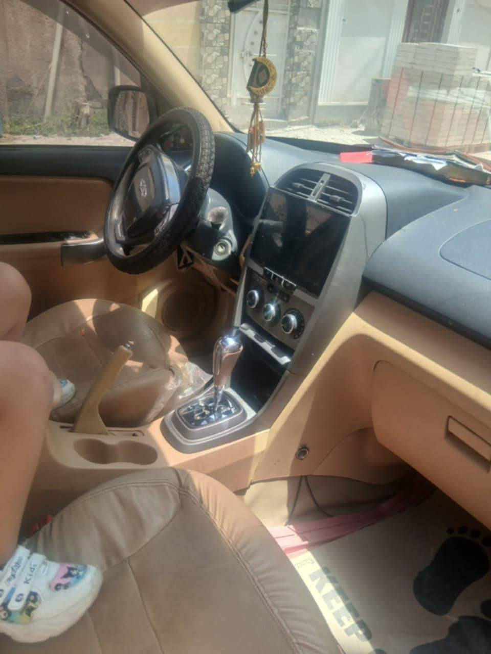 سياره تيكو موديل ٢٠١٣ نظيفه انظف واحلى من الصوره صاحبه مدرس متعبانه من البيت للمدرسه مداور ثاني تتحول باسمك  السعر ٦٠   مكان السياره بغداد ورقمه بغداد الاتصال عل ***********
