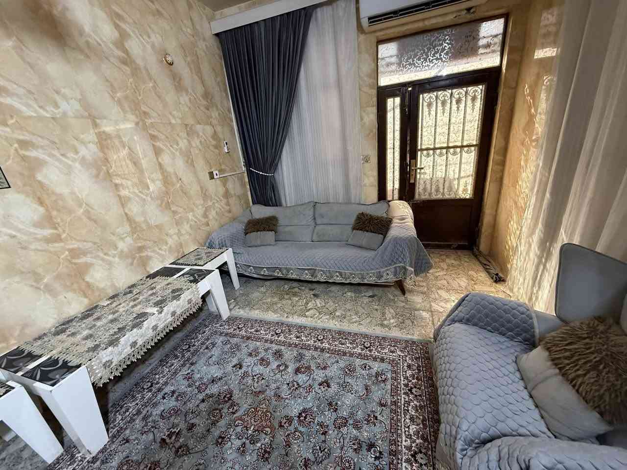 تخم للبيع السعر ٣٠٠ وبي مجال متكون من خمس قطع اثنين مفرد وثلاثه  كبيره


**إذا كنت صاحب هذا الإعلان وتريد حذفه لأي سبب، رجاءا أرسل رسالة إلى الدعم الفني**