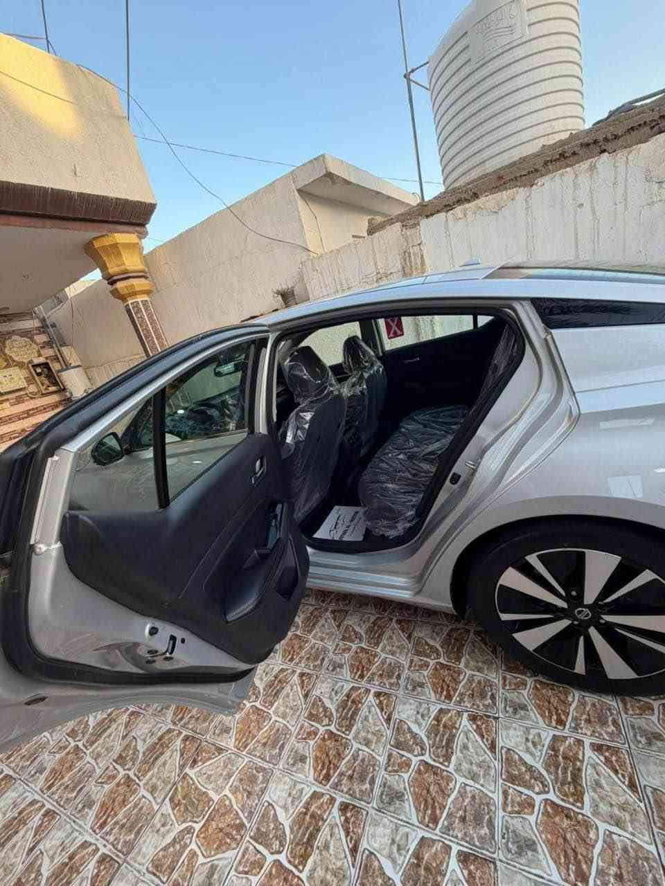 نیسان التیما
موديل 2020
موصفات SL يعني فول فول 

بصمه تشغيل
بصمه ابواب
دخول ذكي
رادارات 360
نقطه عمياء بلمري
ثلاث انظمه قياده (ايكو نورمال سبورت)
كشنات جلد
كشنات كهرب
تحكمات كامل
تحديد سرعه 
خط شارع
تدفئه كشنات+ استیرن تدفئە
تبريد قطعتين
هندبريك بصمه
حادثها بوند وجاملغ سكن
كهربائيات كلها بشرط
للاستفسار الاتصال ***********
السياره جاهزه رقم وسنويه كله جديده
السعر 146 ومجال كركوك, العراق
