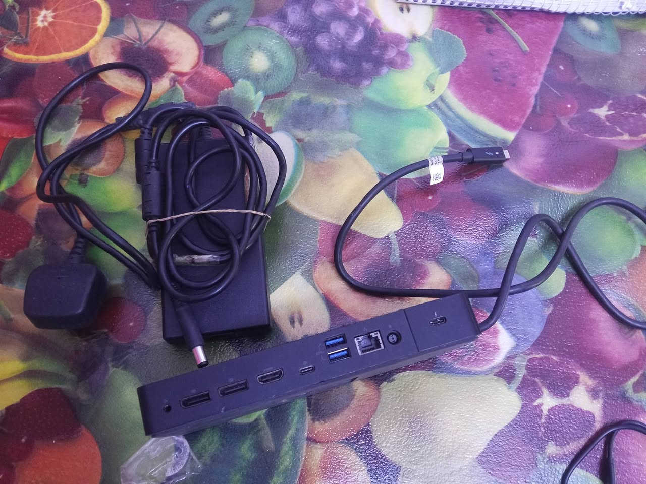 شاحن لابتوب 180wهم تكدر تشحن بي اي جهاز جوكر كلشي تكدر تستخدمه  سعره 50


**إذا كنت صاحب هذا الإعلان وتريد حذفه لأي سبب، رجاءا أرسل رسالة إلى الدعم الفني**