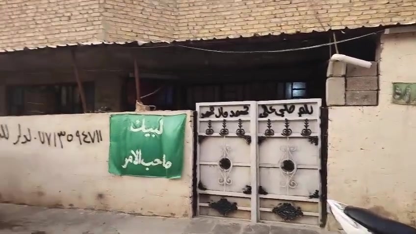سلام عليكم بيت ١١٠متر مربعه ثاني فرع قريب عل لحسينيه شيخ وهاب رابع بيت عل شارع لعمام لبيت يحتوي عله ٢نوم وحده فوك وحده جوه وستقبال صطح شتايكر خير من الله اي ستفسار خابر وتدلل ***********
