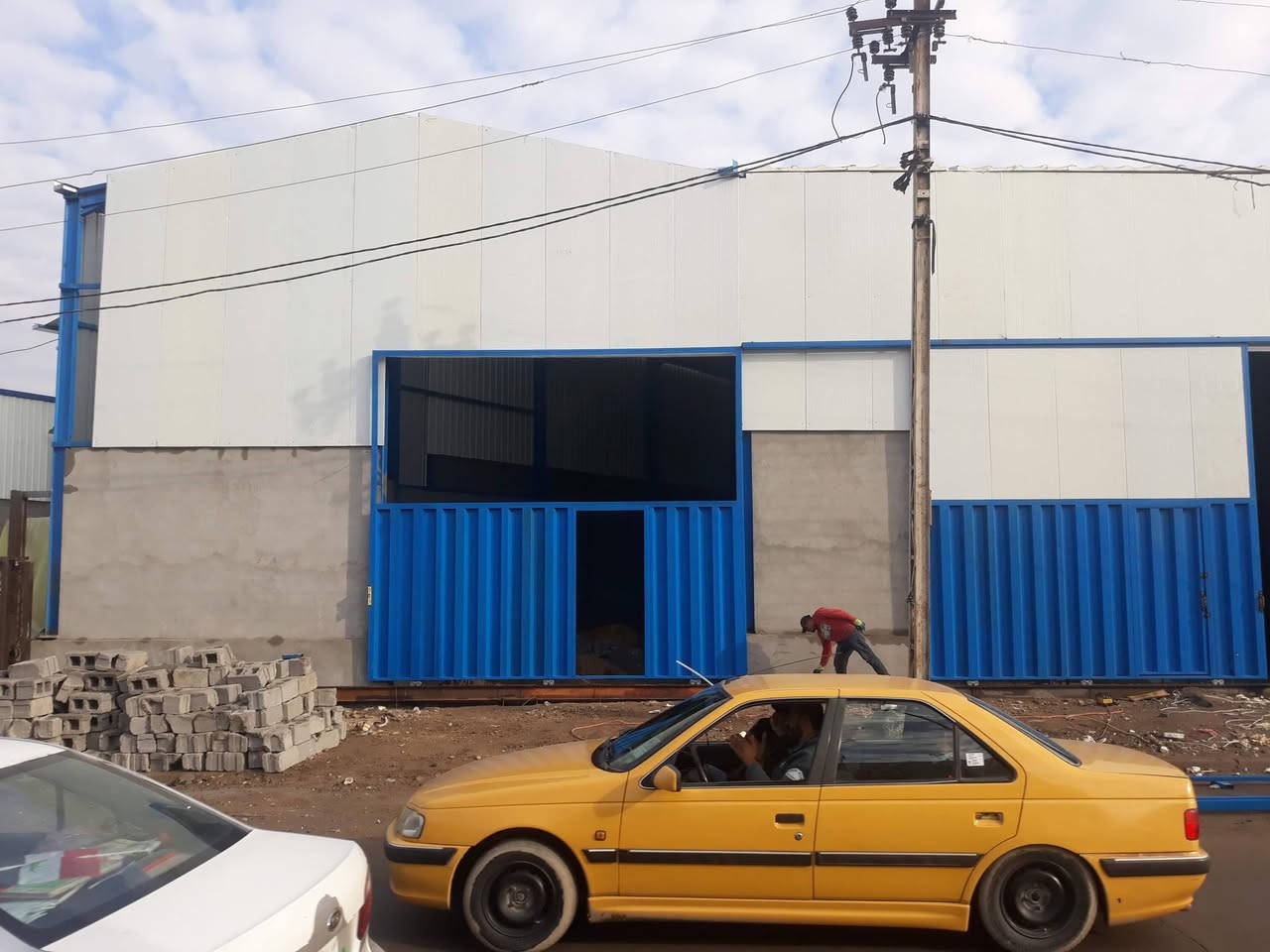 السلام عليكم الى اهلنا في الديوانيه 
حدادة المصطفى لكافة الاعمال الحديديه 
مستعدون لعمل ( الابواب و الشبابيك و المحجرات و سقائف الكيسبان و السقائف الهندسيه و الهياكل الحديديه (ستيل ستركچر) و الجملونات و الواجهات بورسلين ميكانيكي و الكابون و الكرفانات واجهات بوردكس و الاعلانات)  بأسعار مناسبة 
كل العليك تتصل وبلخدمة *********** ديوانيه وجميع المحافضات
