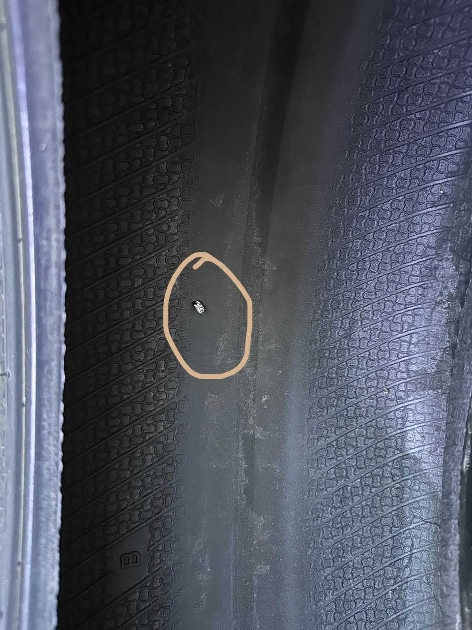 تايرات حجم 16 / 55 / 205  
انتاج 2024 المنشأ كوري 
نظافة 70‎%‎ السعر 100 وبي مجال 
العنوان بغداد - الشعب 
للاستفسار ***********
