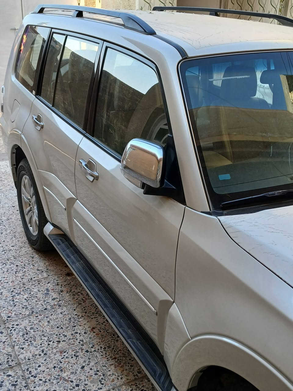 باجيرو 2020 حبتور فول مواصفات بعدهه زيرو ماشيه ١٢ الف مكفوله كفاله عامه مكينه 3800 رقم بغداد باسمي السعر 290 رقم الهاتف ***********
