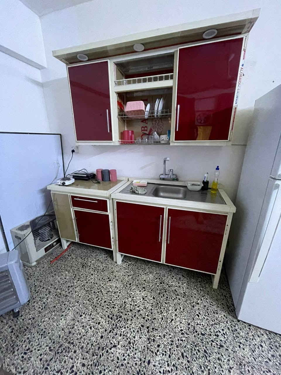 السلام عليكم عيني عندي هاي الاغراض للبيع جديده يتصل استعمال اقل ٣اشهر اريد ابيعهن الي ايريدهن يتصل ع الرقم ع***********
