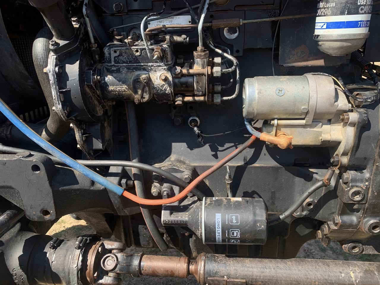 من رخصه الادمن 

مكينه تركيه 2002 محوره دبل اكسل تحويره اصليه بيه ضمان خمس سنوات 
كتاب شركه وراعيه موجود 
راديتر جديده شرط اصليه 
باتري جديد 
محرك لاتنقيص ولا تبخير 
بمب مجفت جديد 
نوزلات مجفته جديد 
كهربائيات كامله 
گير اكسل شرط 
مكينه كامله من كلشي جاهزه مجهزه مابيه اي عيب مال جناي
السعر 18 مليون ونص وبيه مجال بسيط و رجاءً المو شراي او يعرف اسعارهن لا يخابر وكلشي موجود بالسوگ 
 مكانها صلاح الدين الضلوعيه للاستفسار ***********
