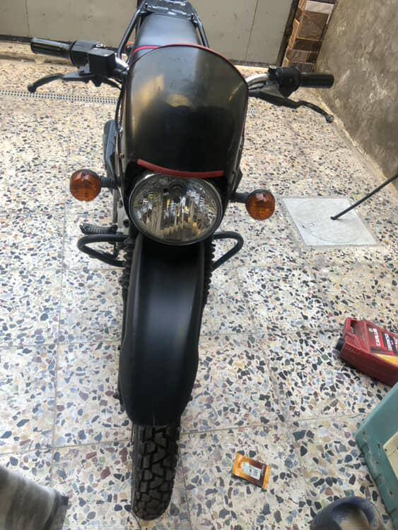 سلام عليكم ورحمه دراجه بوكسر للبيع موديل 24 او مراوس حسب القناعه السعر خاص المكان بغداد ابو غريب ***********
