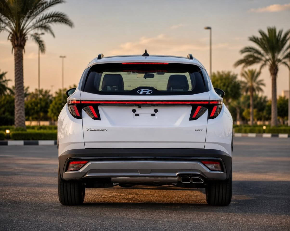 🚗 هيونداي توسان 2026 - زيرو - صناعة أوربية -مواصفات خليجية
✔️ اللون: أبيض أنيق يعكس الفخامة
✔️ الحالة: زيرو لم ترخص – تسليم فوري بدون انتظار

🔥 أهم التجهيزات والكماليات:
فتحة سقف بانورامية فاخرة - موتور 1.6 تيربو (أداء قوي + توفير) - شاشة عرض كبيرة - عدادات ديجيتال - الكراسي الأمامية كهرباء- مرايا ضم- حساسات أمامي وخلفي - كاميرا خلفية - مثبت سرعة - فرامل يد كهربائية - نظام ملاحة GPS - جنوط رياضية مقاس 19 - وباقة متكاملة من أنظمة الأمان والراحة ... وغيرها 

💰 السعر: منافس للغاية وأقل من مثيله في السوق لدواعي السفر 

📩 للجادين فقط: يرجى التواصل مبدئيا عبر الواتساب 01070117317
                وبالتوفيق للجميع إن شاء الله وشكرا


**إذا كنت صاحب هذا الإعلان وتريد حذفه لأي سبب، رجاءا أرسل رسالة إلى الدعم الفني**
