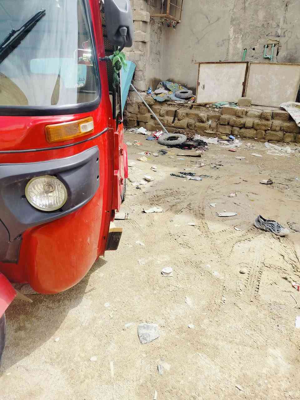 السلام عليكم تكتك للبيع باجات موديل22 مكان البصرة الحيانيه السعر(8) وهذا رقمي__ ***********
