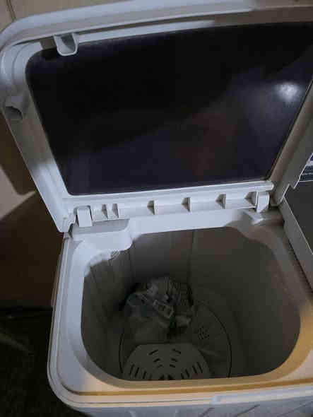 غساله توشيبا نضيفه جدآ السعر ١٢٥ الف
***********
