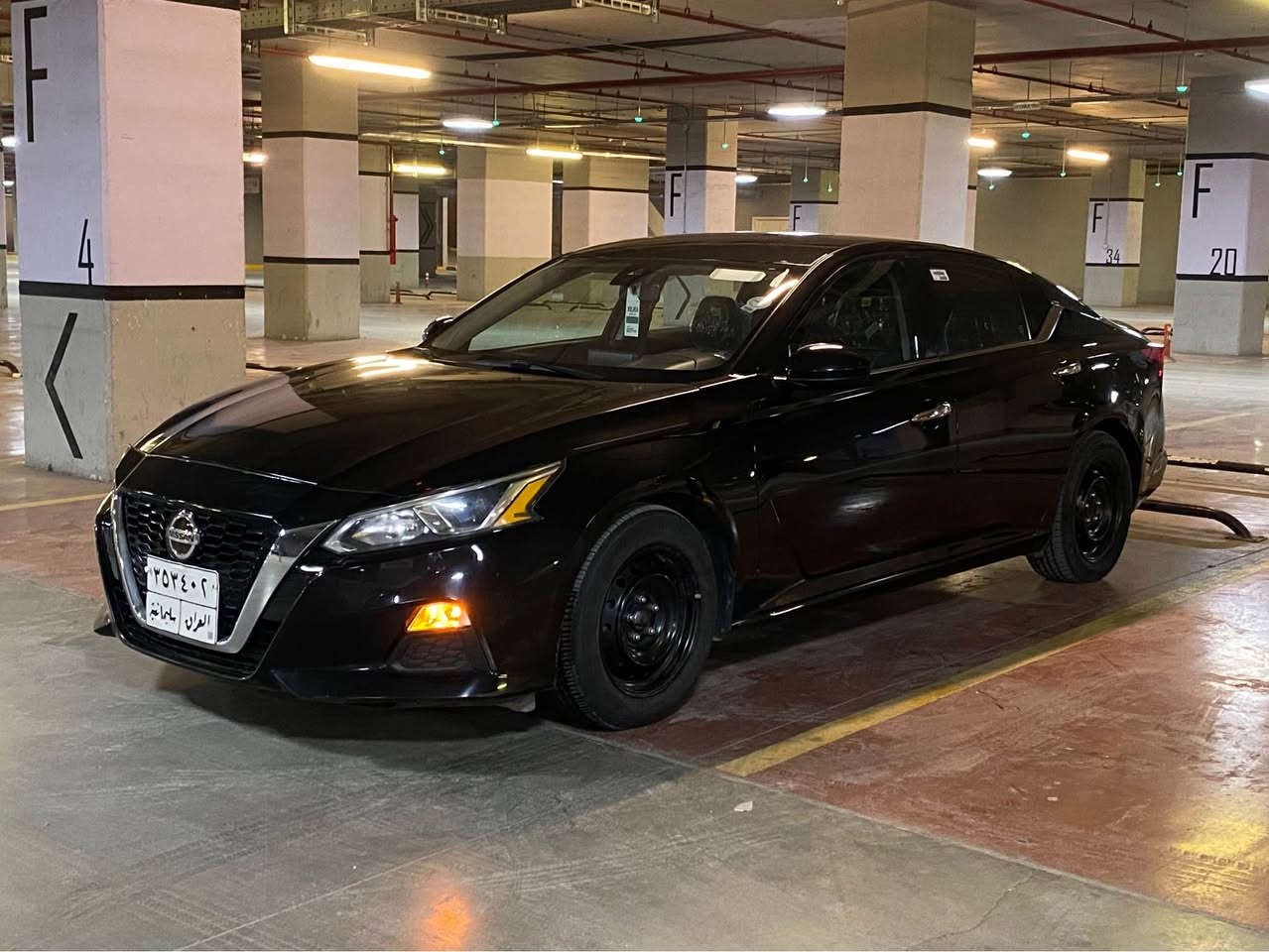 نیسان ئەڵتیما ٢٠٢٠ مواسەفات (s) دەعمی جوانە بۆنیتی گۆراوە بە بیلاد ناوەوەی ناگرتوە سەر سنوقی داوەوەشی بەخی ئەمریکایە بێ کرانەوەو ناگرتن سەیارەکە ٩٨ هەزار مایل رۆشتووە گێڕو مەکینەی بەشەرت هایدرۆلیکی گێڕم بۆ گۆڕیوە هیچ مەسروفێکی تیا نییە شوێن سلێمانی 
***********
سعر ١٣٥ السليمانية, العراق
