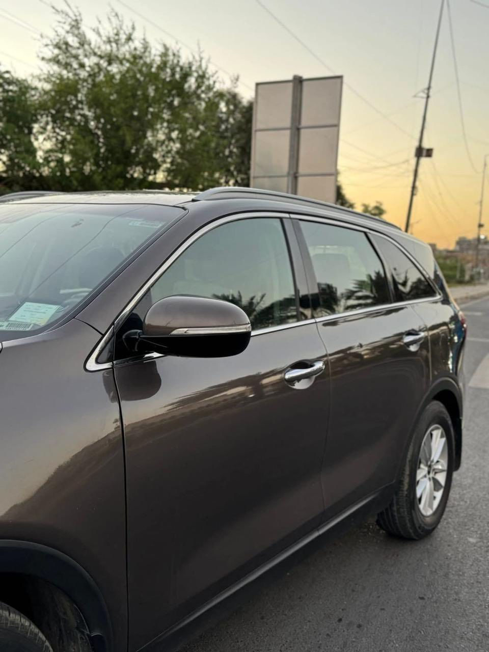 سورنتو ١٩ شكل ٢٠ امريكي
حادثها كما موضح بلصور وطعجه
صغيره بلبنيد بدون فتح بدون
ارباك وبيها كلير توحيد لون
٤سلندر ٧راكب راكب ماشيه 75
السيارة خير من الله بعدها جديدة رقم بغداد مكان السيارة رايدها
ب $175
للتواصل الاتصال على الرقم ***********
غير متواجد عل فيس
