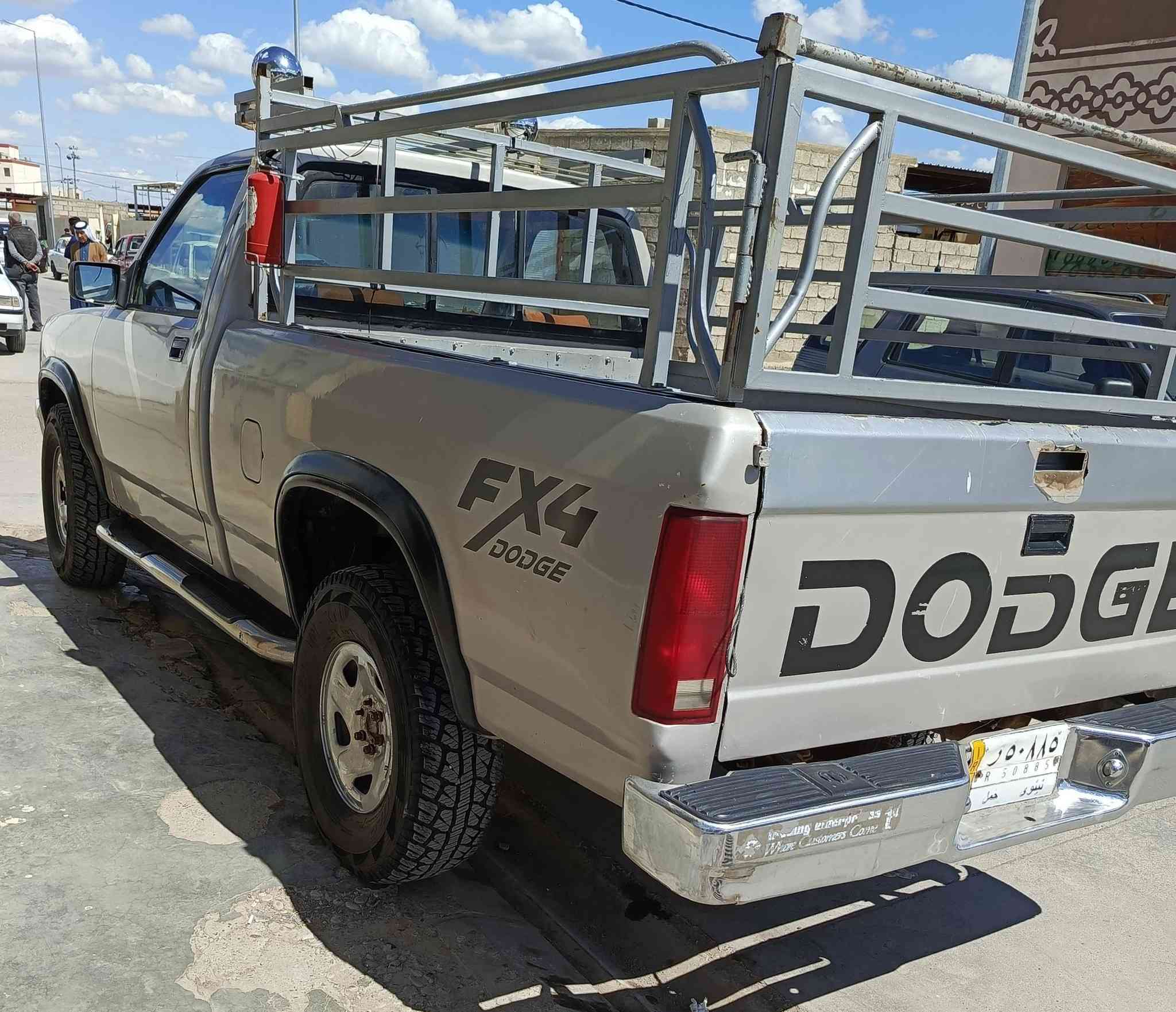 جمسي للبيع كير اوتوماتيك محرك.. كيرملكه حجم المحرك  3500..
دي فورأسود المرغوب مال كصه .. وشرط شد جديد..
باتري جديد..
تبريد بس غاز ..دي فورأسود المرغوب مال كصه .. وشرط شد جديد..
باتري جديد..
تبريد بس غاز ..
طخم تاير جديد الاصلي..
صدر تبديل جديد..
مكفوله من كل نقص..
 رقم نينوى مشروع وطني تحول مباشر..
 الموديل 95 مشروع وطني..
السعر 60 بي مجال..
مراوس أيضن يرهم..

المكان الحويجة ناحيت العباسي 

*********** وتساب 
***********
