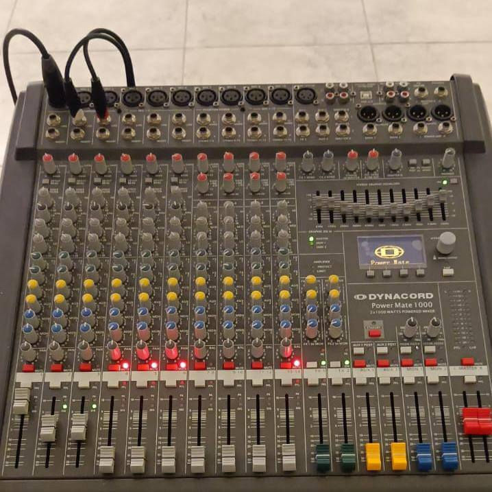 سستم صوت كامل للبيع ،مكسر داينكورد 1000،زوج سماعات هيمن همه وستانداتهم والوايرات مالاتهم ،مايك شور كلهم رايدتهم بيعه وحده سوى بمليون


**إذا كنت صاحب هذا الإعلان وتريد حذفه لأي سبب، رجاءا أرسل رسالة إلى الدعم الفني**