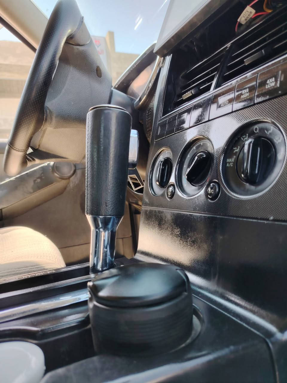 سلام عليكم فورت اكسبلاور موديل ٢٠٠٨ جاهزه من كلشي محرك وكير وصدر شرط ٧راكب ٣ قطع تبريد صبغ حزام بدون حادث رقم بغداد بسمي ***********
