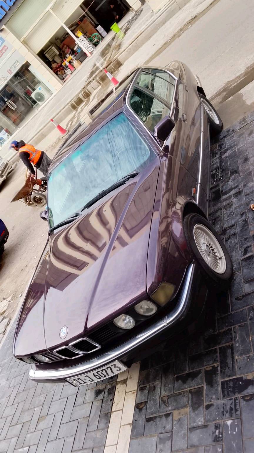 السلام عليكم بيئم 735 اصل كير محرك اكسل مكفول تبريد ثلج صدر امامي خلفي جديد سلايت طكتين غرفه جديده كشنات كهربائي سياره جاهزه مال جناي شرط ترايك للبصره مكاني بغداد اتصل وبيك خير ودلل