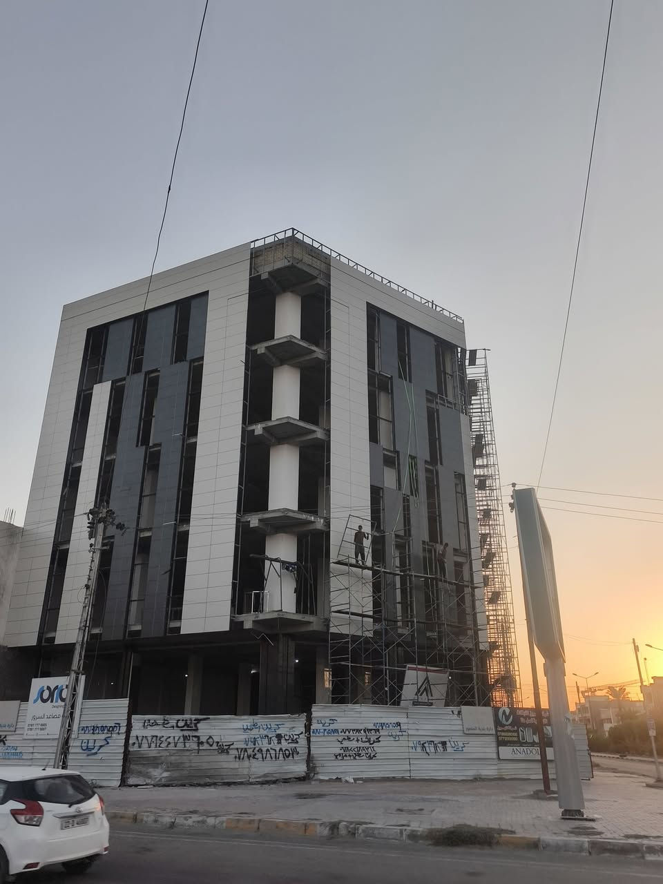 🚧 هل تبحث عن واجهة تجمع بين الفخامة والمتانة؟

في قصر الحديد نحول أفكارك إلى واقع، مع تنفيذ احترافي وتشطيبات دقيقة تضيف قيمة وجمالًا لمبناك.

✅ واجهات حديثة
✅ تغليف بورسلين+فرونتك+برودكس+كيرتن وول
✅ أعمال حدادة باحترافية
✅ جودة عالية والتزام بالمواعيد

📞 للاستفسار والحجز:
***********

راسلنا الآن، ودعنا نمنح واجهة منزلك أو مشروعك المظهر الذي يستحقه.

#قصر_الحديد #واجهات_مباني #فرونتك #حدادة #تشطيبات #واجهات_حديثة #العراق
