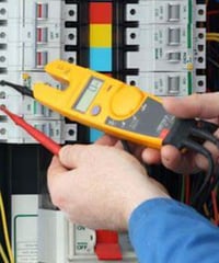 كهربائي • داخل الكوت