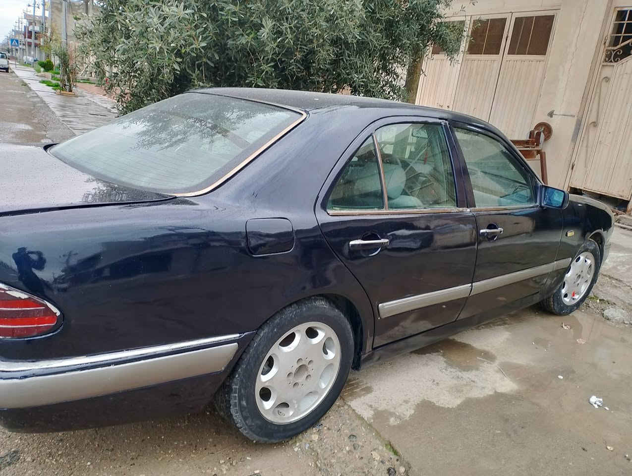 بەلاش بەلاش مارسیدس عفریت مۆدێل 96 ئاڕم پلاستیکی سلێمانی مەکینە vvt ئۆتۆماتیک ویلی بیلاد سعر قفڵ قفڵ   23 گەڵا....***********
***********
