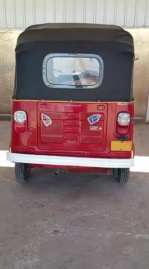 تكتك للبيع موديل ١٨ اوراق اصولي تكتك جهازه من كلشي مابيه اي شي لاضربه ولا صبغ ع البلادي مكينه خير من الله كهربائياته كله شغاله تكتك شوفت عينك سعر ٣٦٠٠ وبيهه مجال حك الجيه ***********
