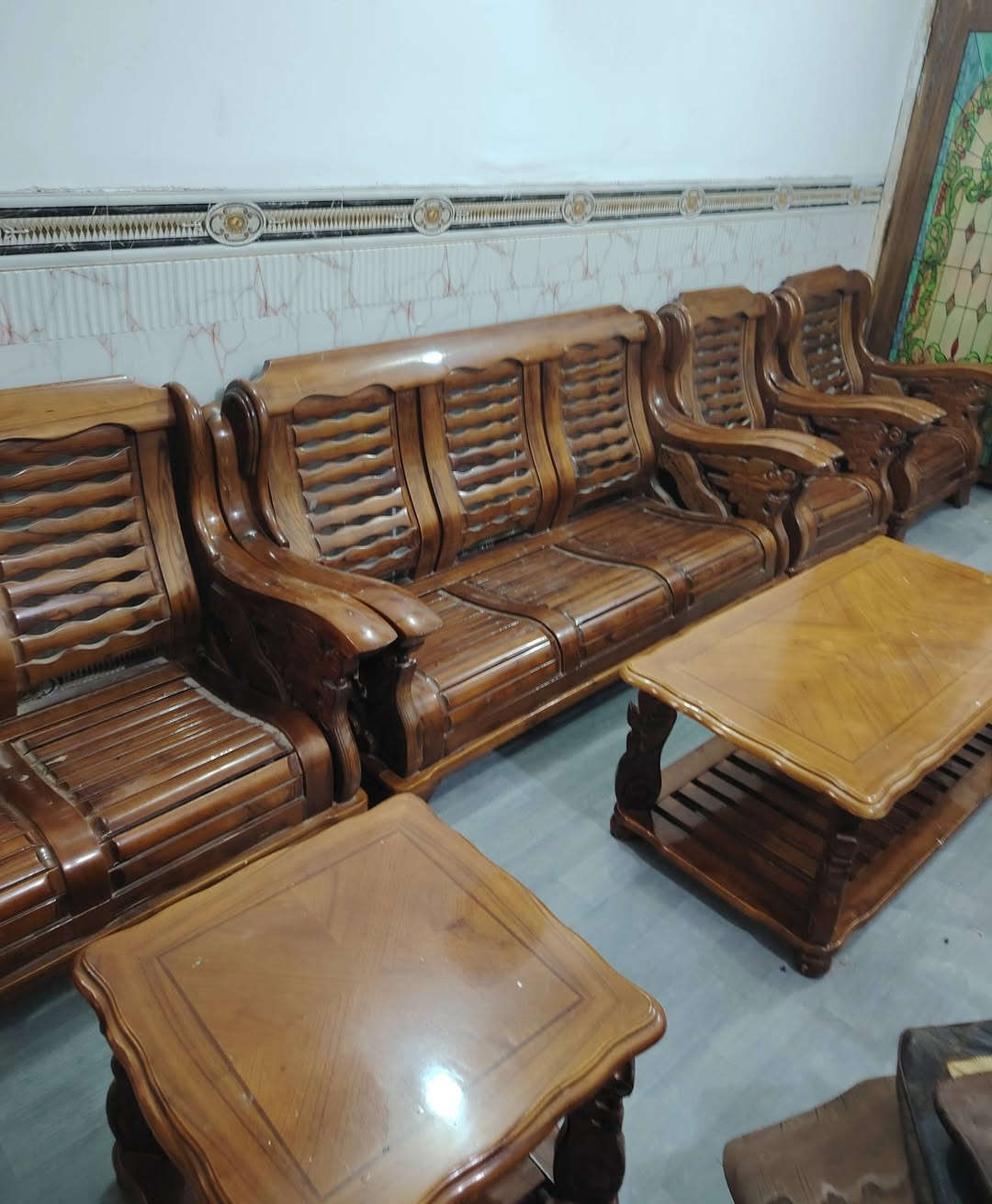 السلام عليكم تخم ونص صاج  كولش نضيف ويا ماصات 3المكان بابل مركز المدينه سيف سعد. ***********
