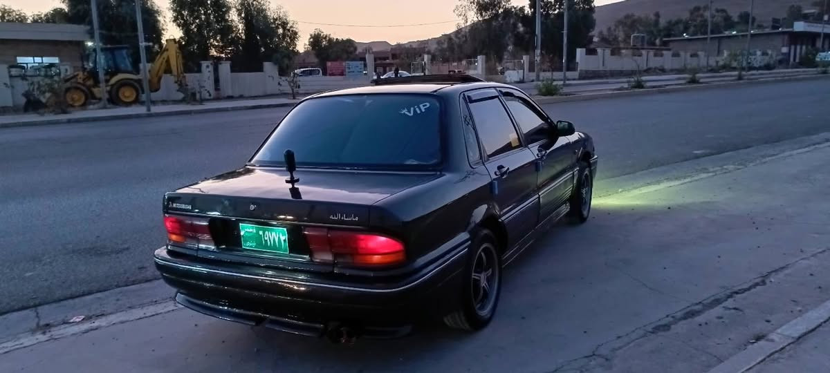 بەناوی خوای گەورەو مهرەبان 
***********سعر 30گەڵاو معامەلەیەکی کم 

گڵاند 63مۆدیل 91ئاڕم پلاستیک سۆران بەشەرتی ئەوەلیات  مەکینە 63بەخ گێڕومەکینە بەشەرت   سڵایتە  ئاوێنە کاڕەبای    چوار جام کارەبایە  کورەکراوە بۆجوانی    چوار ویلو تایی نوێ    لێدراو براوە وەرگەڕاو بەشەرتە   گاعیو ناوگاعی تازە تێگیراوە   تەنزیلو سەماعی نوێ   بەرگەکوشنی نوێ    کارەبای هەموگیانی بەشەرت  شوێن کۆیە أربيل, العراق
