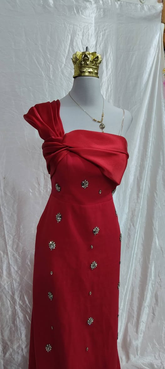 فستان يجنن حرفيا قياس 42 سعر 25 اكو توصيل جميع محافضات 3


**إذا كنت صاحب هذا الإعلان وتريد حذفه لأي سبب، رجاءا أرسل رسالة إلى الدعم الفني**